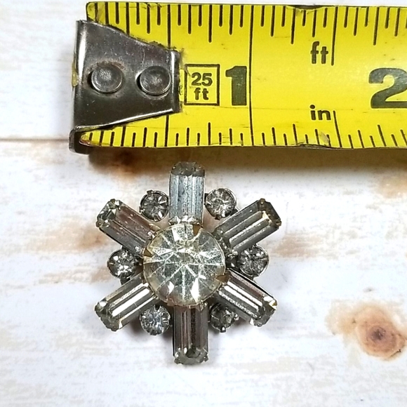 Vintage 1950s Rhinestone Silver Tone Star Brooch - Picture 9 of 11
